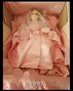 1985 Madame Alexander #2290 MADAME ALEXANDER Herself! 21 Doll Pink Gown