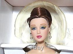 2001 Madame Alexander Woman of the Year Alex 16 Doll #1114/2500 New
