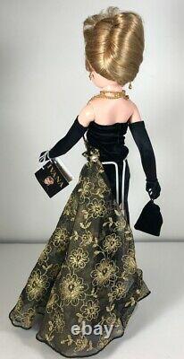 Beautiful Madame Alexander IVANA TRUMP 17 Doll
