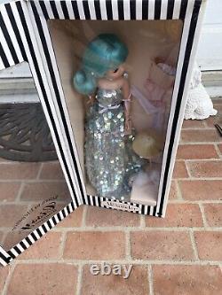 Beautiful Madame Alexander Opulent Shimmer Boutique Cissy 21 Inch Cissy Doll