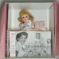 Brand New Madame Alexander Breakfast in Bed Doll #34040 Complete in Original Box
