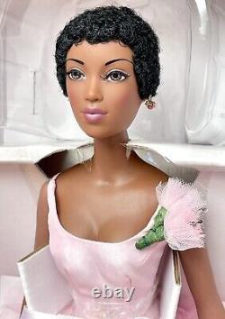 Camellia Paris 16 Madame Alexander African American doll 2003 36730 New NRFB