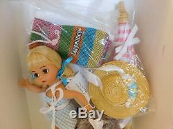 Cute New Madame Alexander Coppertone Beach Set #12110 8 Inch Doll