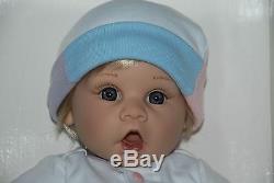 Lee Middleton Newborn Nursery 20'' Little Sweetheart Blonde Blue Eyes Light Skin