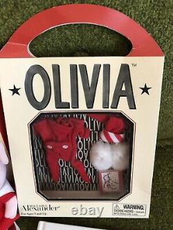 Lot Of New Vtg 2002 Madame Alexander Olivia The Pig Retired Clothes Pig & Book