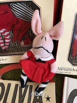 Lot Of New Vtg 2002 Madame Alexander Olivia The Pig Retired Clothes Pig & Book