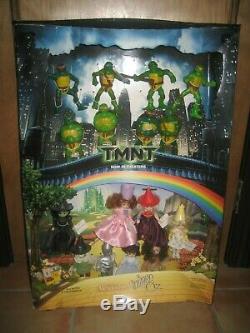 MADAME ALEXANDER 2007 Wizard Of Oz DOLLS, TMNT McDonalds STORE DISPLAY HAPPY MEAL
