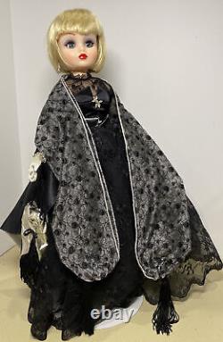 MADAME ALEXANDER 21 NEW YORK CISSY DOLL. 2000 Couture Collection. EUC