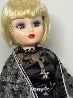 MADAME ALEXANDER 21 NEW YORK CISSY DOLL. 2000 Couture Collection. EUC
