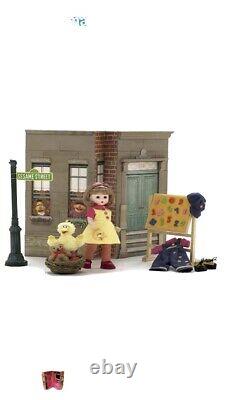 MADAME ALEXANDER WENDY 1, 2, 3 SESAME STREET TRUNK DOLL NIB Retired Collectible