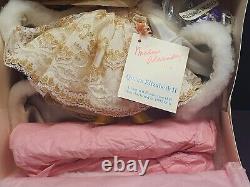 Madame Alexander 1992 Queen Elizabeth II NIB Never Removed From Box Coronation