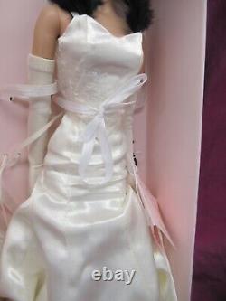 Madame Alexander 2008 ALEX GIGI 16 doll in box