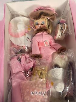 Madame Alexander 31240 Coco And Cleo Ultimate Wardrobe NIB With 21 Doll