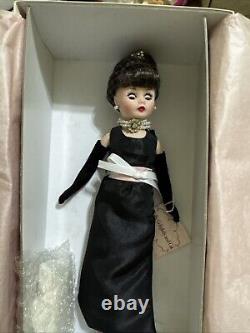 Madame Alexander 50090 Holly Go Lightly And Cat. New In Box