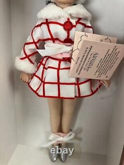 Madame Alexander 67905 New York at Christmas 10 Doll With Box, Accessories+Tags