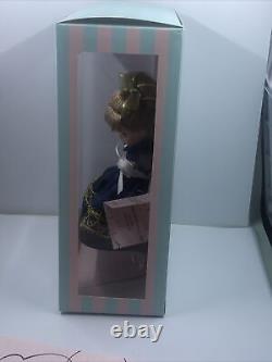 Madame Alexander 8 Christmas At FAO Schwarz 2009 Holiday Doll LE Of 552. Rare