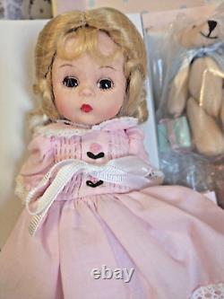 Madame Alexander 8 Doll 80th Anniversary Wendy Trunk Set 35215 NIB 1000 Limited