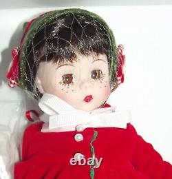 Madame Alexander 8 Sending Christmas Cheer Holiday Doll 51865 New NRFB RARE