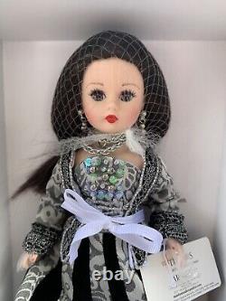 Madame Alexander Anne Of Cleves Unused Doll Rare