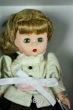 Madame Alexander Annie Moore Doll 39715 First Ellis Island Immigrant NIB