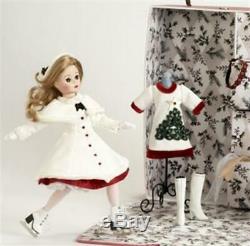 Madame Alexander Cissette Christmas Trunk Gift Set, NRFP, Mint