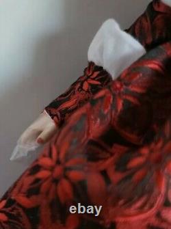 Madame Alexander Cissette The Duchess of Wonderland Doll MIB
