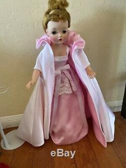 Madame Alexander Cissy Jackie Kennedy Opera Coat Gown Ensemble 21 No Doll New