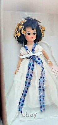 Madame Alexander Cleopatra Doll No. 40830 NEW