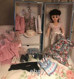 Madame Alexander Diana's Trunk Set With 14 Doll, Doll Trunk And Wardrobe 1589