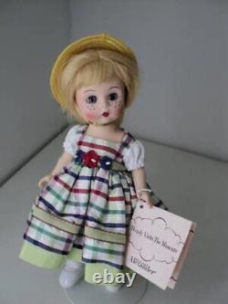 Madame Alexander Doll 40400 Wendy Visits the Museum 8 Retired New in Box D