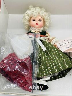 Madame Alexander Doll 8 Inch Little Old Lady 35620 COA 22 of 1500 Box