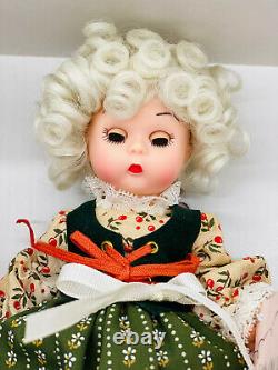 Madame Alexander Doll 8 Inch Little Old Lady 35620 COA 22 of 1500 Box