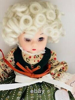 Madame Alexander Doll 8 Inch Little Old Lady 35620 COA 22 of 1500 Box