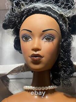 Madame Alexander Doll Fairchild Doll 16 Alexandria African American Queen NIB