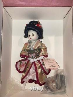 Madame Alexander Doll, JAPAN 28545 With accessories NIB
