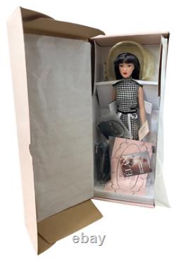 Madame Alexander Doll Jade in Graphic Impact 2002 15' in Original Shipper Box