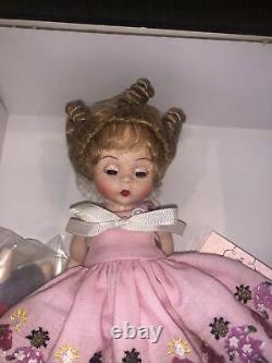 Madame Alexander Doll Making New Friends #37226 NRFB Rare and Collectible NR
