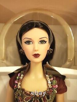 Madame Alexander Fashion Doll 2001 New Year's Eve Alex #1180 of 2200 with Box, COA