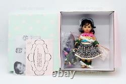 Madame Alexander Fiji 8 Doll 2004 International Collection No. 38605 NEW