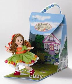 Madame Alexander Garden Fun 8 wendy Doll & Trunk /Case brand new MIB 42135 2006