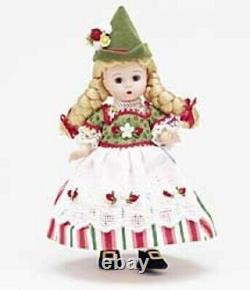 Madame Alexander Gretel 8 Doll Storyland Collection #26600 New In Box