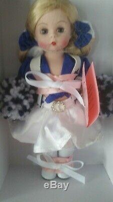 Madame Alexander Lil' Cheerleader 2015 Dallas Convention Companion Doll Nib