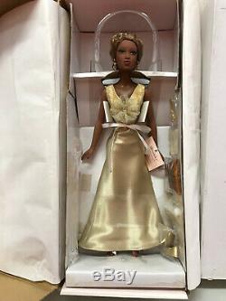 Madame Alexander Paris'Greed' Alex Fashion Doll gold gown NRFB