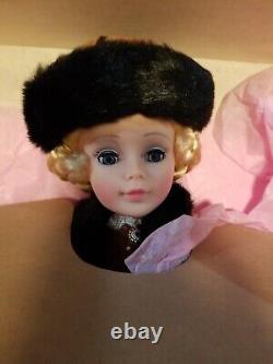Madame Alexander Portrait doll Very Rare 20Natasha #2255 in Original Box NEW