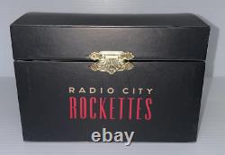 Madame Alexander Radio City NY Rockette Trunk Doll Set 49805 FAO Schwartz