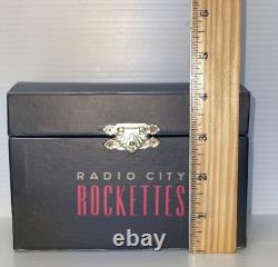 Madame Alexander Radio City NY Rockette Trunk Doll Set 49805 FAO Schwartz