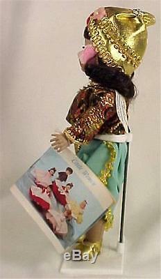 Madame Alexander Thailand Doll #567 1981 Vintage New In Box