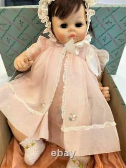 Madame Alexander Vtg Pussycat 18 Baby Doll 5552 Crier FAO Schwarz New, Orig Box