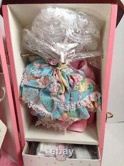 Madame Alexander WENDY'S DOLL HOUSE 8 Doll with Clothes & Case 12820 BRAND NEW