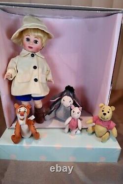 Madame Alexander WINNIE the POOH and THE BLUSTERY DAY 8 Christopher Robin